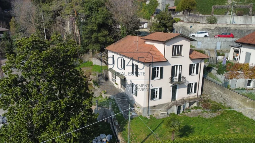 Villa mit atemberaubender Aussicht in Cernobbio - Comersee