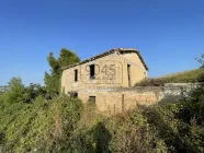 Landhaus in den Hügeln der Marken mit schönem Weinberg in Offida - Borgo Miriam