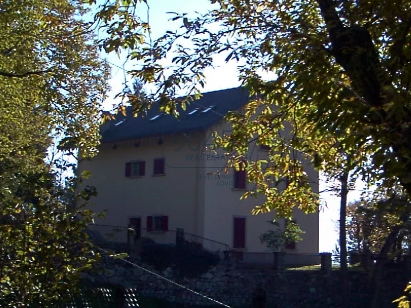 Historische Villa mit atemberaubenden Blick auf den Iseosee - Lombardei