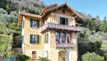 Faszinierende Jugenstil-Villa aus dem 19. Jh. mit Seeblick in Tavernola - Lombardei