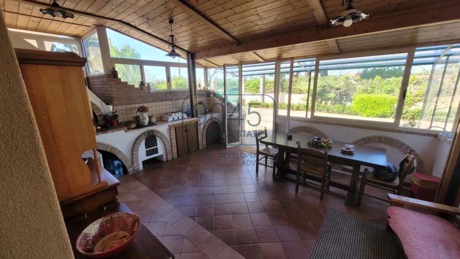 Anwesen mit Meerblick unweit von Tropea in Panoramalage - Kalabrien