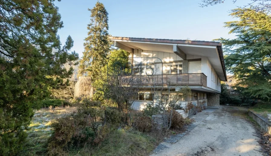 Denkmalgeschützte Architektenvilla mit Park in Brixen - Südtirol