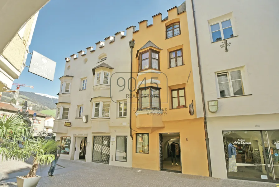 Stadthaus in der Bischofsstadt Brixen mit Geschäftslokal, fünf Wohneinheiten und mit Garten - Südtirol - Haus kaufen in Brixen - Stadthaus in der Bischofsstadt Brixen mit Geschäftslokal, fünf Wohneinheiten und mit Garten - Südtirol