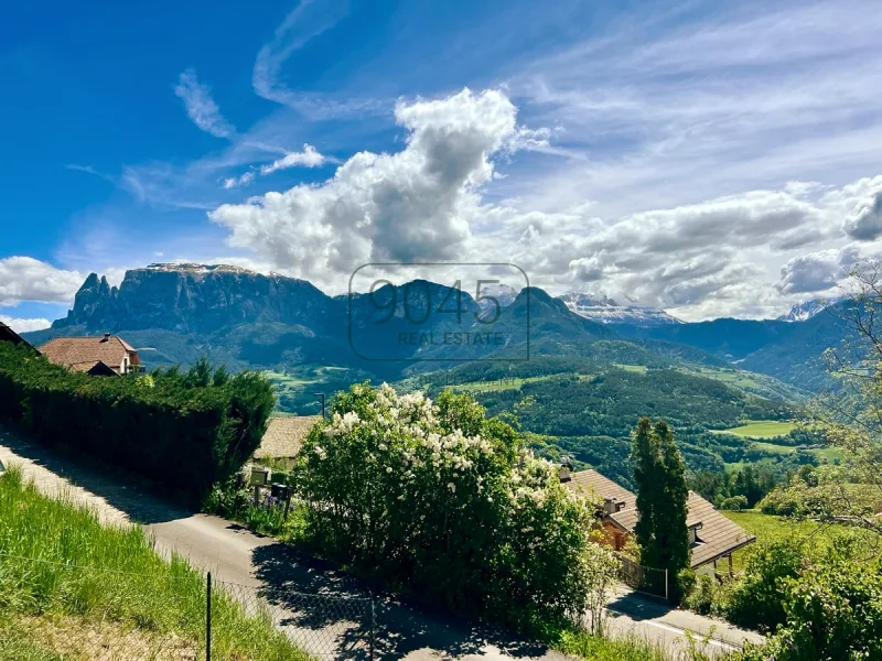 Stilvolle Neubau-Ferienwohnung mit Panoramablick am Ritten - Südtirol - Wohnung kaufen in Ritten - Stilvolle Neubau-Ferienwohnung mit Panoramablick am Ritten - Südtirol