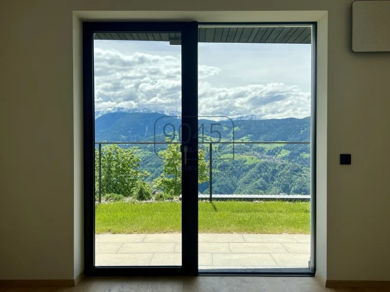 Stilvolle Neubau-Ferienwohnung mit Panoramablick am Ritten - Südtirol