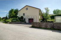 Familienfreundliches Einfamilienhaus mit Garten und Garage in Reichertsheim