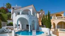 Villa mit traumhafter Strand-, Meer- und Weitsicht auf den Strand von Santa Ponsa