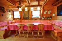 Rarität: Chalet direkt an der Skipiste mit Dolomitenblick auf die Alpe Cermis - Trentino