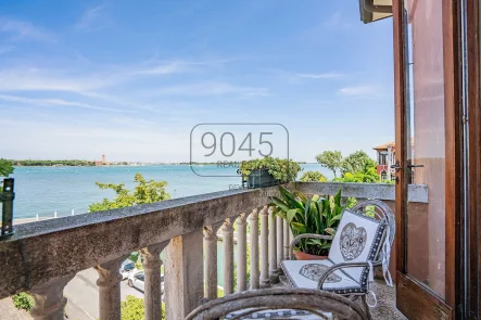 Lichtdurchflutete Wohnung mit Blick auf die Lagune in Lido von Venedig - Wohnung kaufen in Venezia - Lichtdurchflutete Wohnung mit Blick auf die Lagune in Lido von Venedig