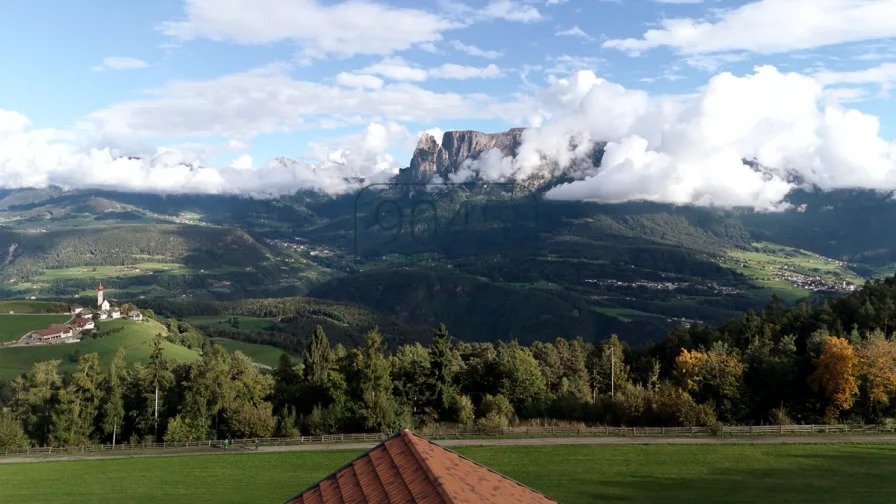 Secret Sale: exclusive Hofstelle in Alleinlage und Panoramablick am Ritten - Südtirol - Haus kaufen in Lengmoos - Secret Sale: exclusive Hofstelle in Alleinlage und Panoramablick am Ritten - Südtirol