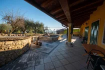 Exclusive Villa auf einer Anhöhe mit Seeblick und Pool in Costermano