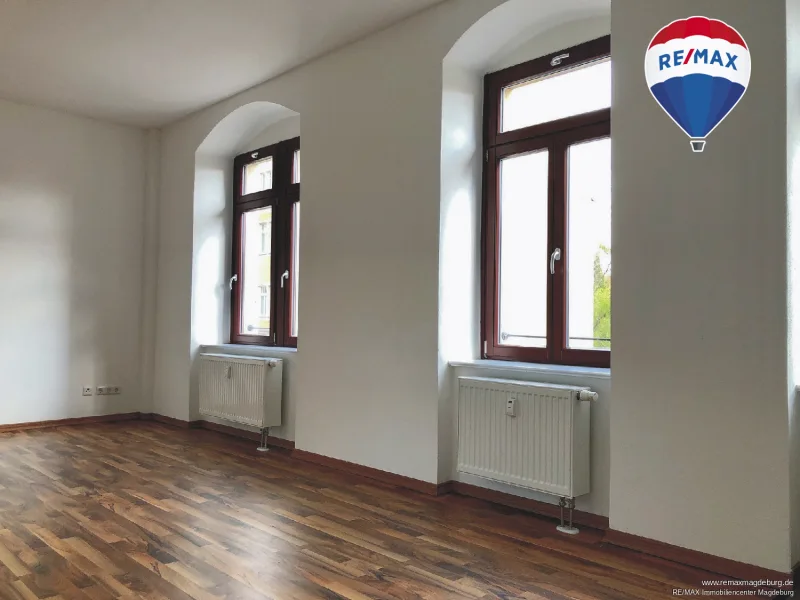 Wohnzimmer - Wohnung kaufen in Dresden - Vermietete Eigentumswohnung mit Balkon in beliebter Dresdner Wohngegend. - Gute Investition für Ihr Kapital!