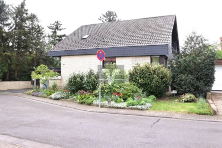 Titelbild - Haus kaufen in Dannstadt-Schauernheim - Einfamilienhaus - Harmonische Eleganz in ruhiger Lage!