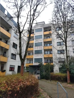 Außenansicht - Wohnung kaufen in Hanau / Kesselstadt - Vermietete 2-Zimmer-Wohnung in Hanau Kesselstadt