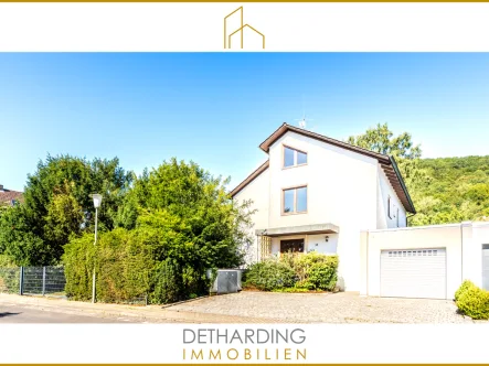 - Haus kaufen in Kassel / Brasselsberg - Einfamilienhaus mit großem Grundstück, Bauplatz und vielen Möglichkeiten