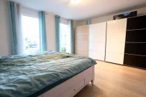 1721394187-OG1Schlafzimmer3.JPG