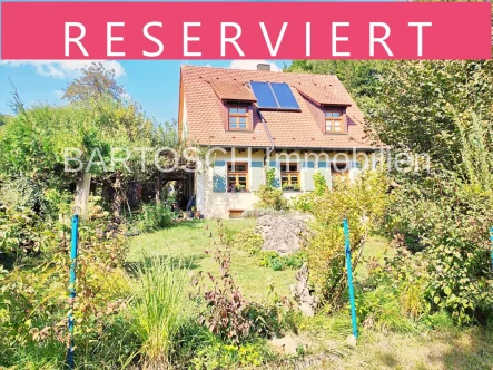 Ansicht - Reserviert - Haus kaufen in Hiltpoltstein - **Charmantes Einfamilienhaus mit großem Garten und Terrasse**