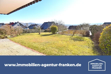  - Wohnung mieten in Forchheim / Reuth - Zwei-Zimmer-Wohnung mit Terrasse und toller Aussicht in Forchheim-Ost (Reuth)