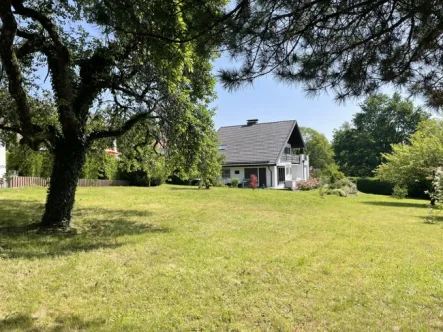 Ansicht von Westen - Haus kaufen in Murnau am Staffelsee - Murnau - Landhaus mit traumhaftem Bergblick