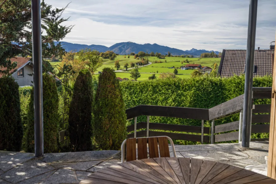 unverbaubarer Bergblick von Terrasse aus