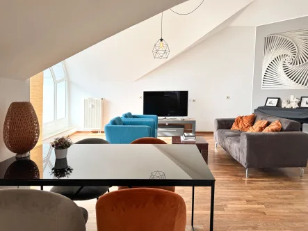 Essbereich - Wohnung mieten in Prien - Prien am Chiemsee: Charmante 3-Zi.-Whg. - Fußläufig zum Chiemsee sowie Ortskern