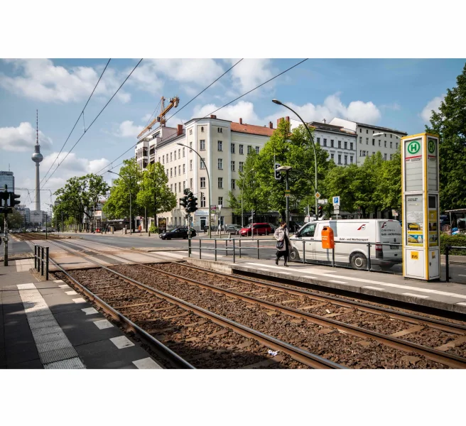 Nahes Umfeld Ansicht 1 E - Büro/Praxis mieten in Berlin - Office mit Lagerfläche nahe Alexander Platz