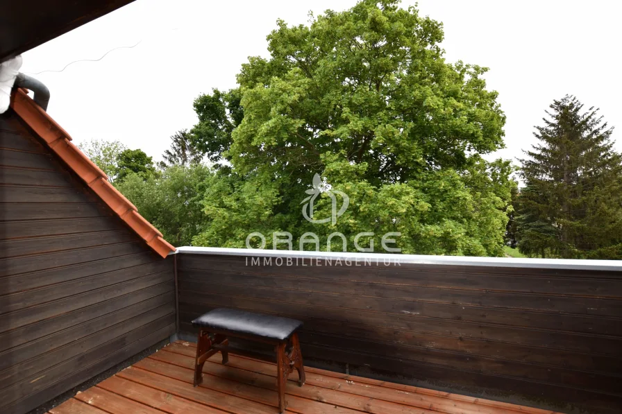 Titelbild - Wohnung kaufen in Taucha - *** Single-Appartment mit Dachterrasse ***