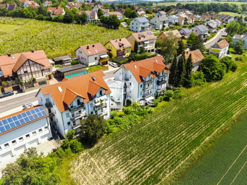 Luftbild - Wohnung kaufen in Lappersdorf - ***Schöne großzügige Dachgeschoss Wohnung PROJEKT: W21&23 - Wohnen am Metzenbach***