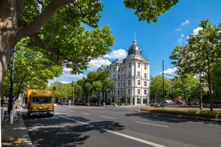 Hausansicht - Wohnung mieten in Berlin - ***Altbauwohnung am Kudamm - saniert***