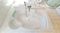 OG: Große 2-Personen-Badewanne