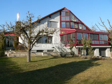 Ein Traumhaus - Haus kaufen in Wolframs-Eschenbach - ***TOP: Wohnerlebnis pur : Traumhaus mit XXL-Wintergärten auf 332 QM WfL inkl. ELW mit top Ausblick