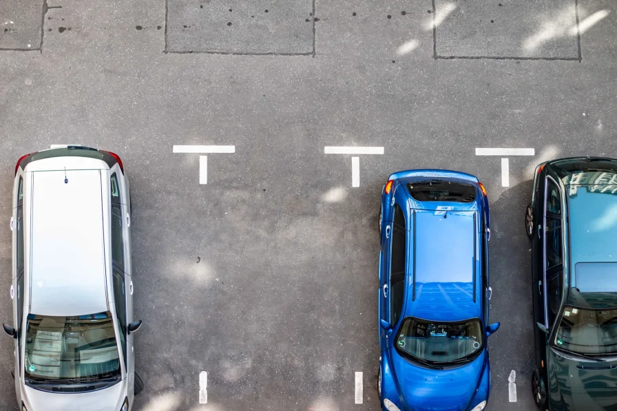 Parkplatz im Innenhof