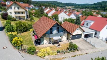 HAUS MIT EINLIEGERWOHNUNG UND GEWERBERÄUMEN - Haus kaufen in Pilsach - ***VIEL SUBSTANZ FÜR'S GELD - HAUS MIT RAUM FÜR MEHR***