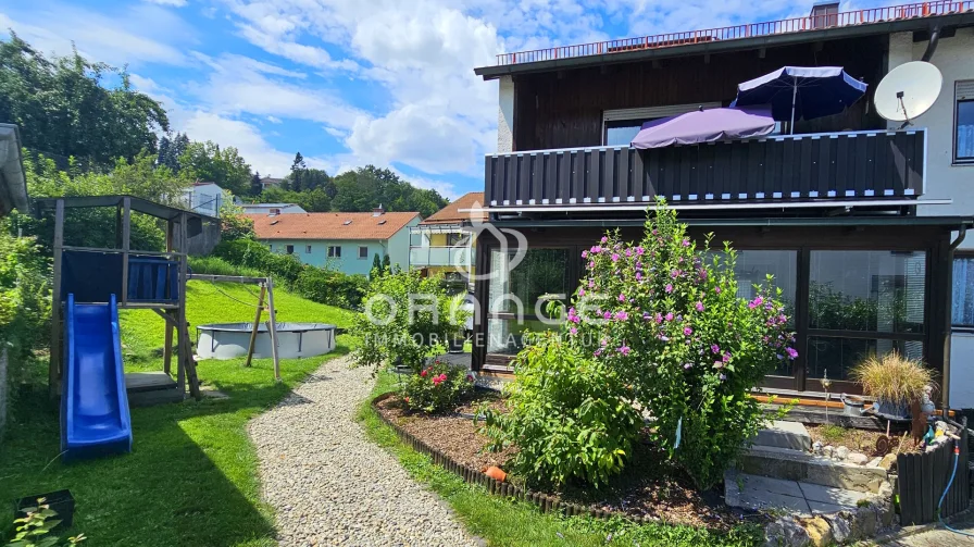 Garten mit Wintergarten - Haus kaufen in Landshut - *** Großes Anwesen mit vielen Vorzügen (teilmodernisiert) in Top-Lage von Landshut!!***