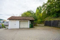 Garage / Müllhaus