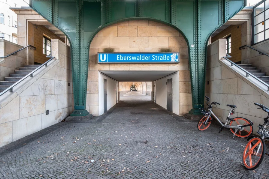 U-Bahn 2 Min. Fußweg