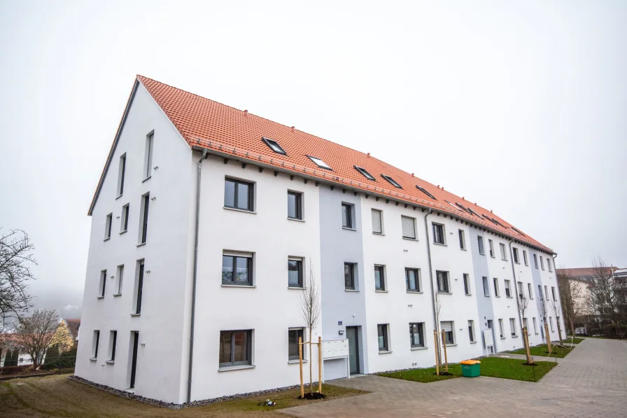 Ziegel-Massivbauweise - Wohnung mieten in Parsberg - ***NEU und chic -  2,5-Zimmer Wohnung mit Balkon***