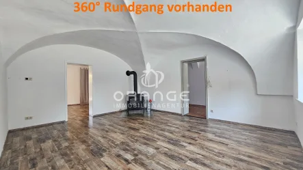 Startbild - Haus kaufen in Bad Füssing / Aigen am Inn - ***Teilsanierte Schnäppchen-DHH mit Charme sucht Liebhaber + Option auf 2. DHH!!***