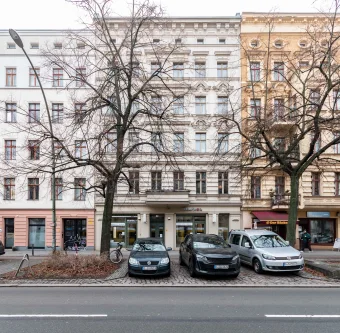 Hausansicht - Laden/Einzelhandel mieten in Berlin - ***Zwei Läden im attraktiven Altbau***