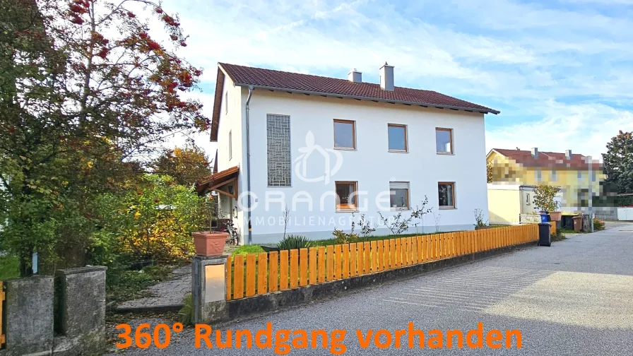 Startbild - Außenansicht - Haus kaufen in Arnstorf - *** Teilmodernisiertes ZFH in TOP Lage von Arnstorf - 1 Whg. leerstehend!! ***