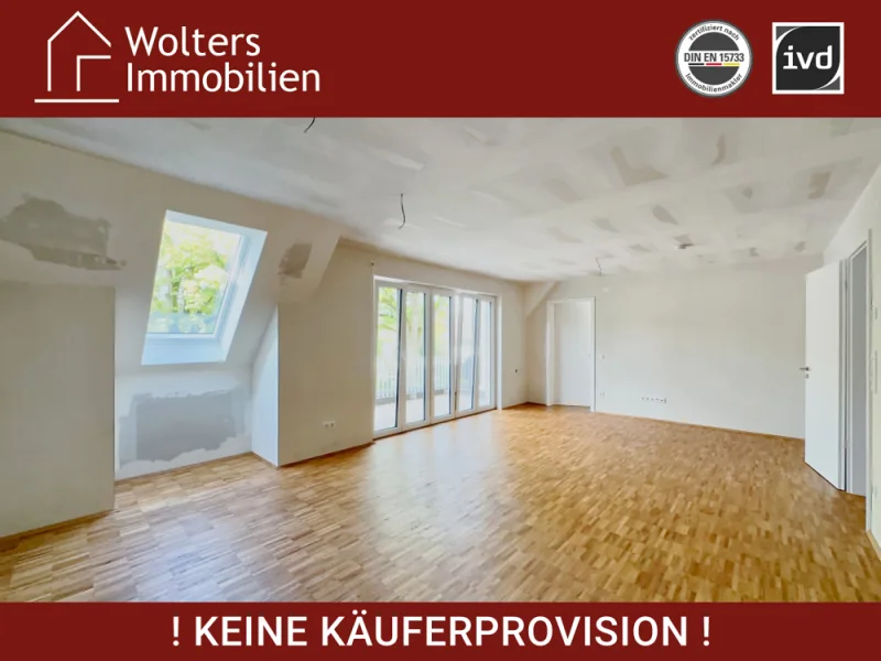 Wohn-, Esszimmer & Küche - Wohnung kaufen in Gütersloh - Moderne Wohnung mit Balkon und zusätzlichen Ausbaumöglichkeiten im Dachgeschoss!