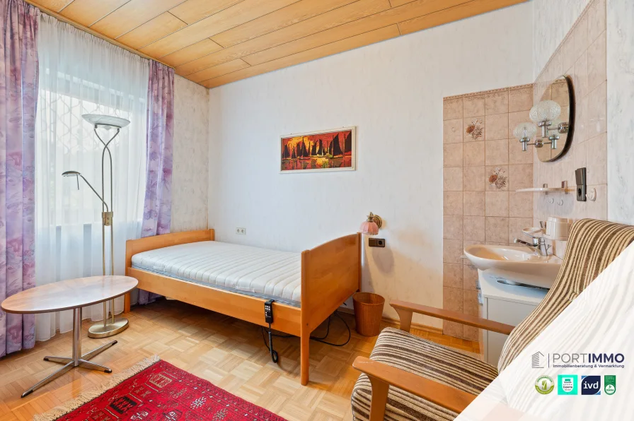 Schlafzimmer 2