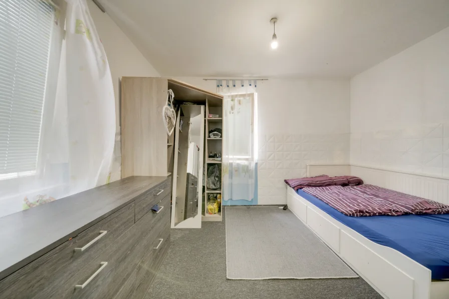 1.OG- Wohnung - Schlafzimmer 2