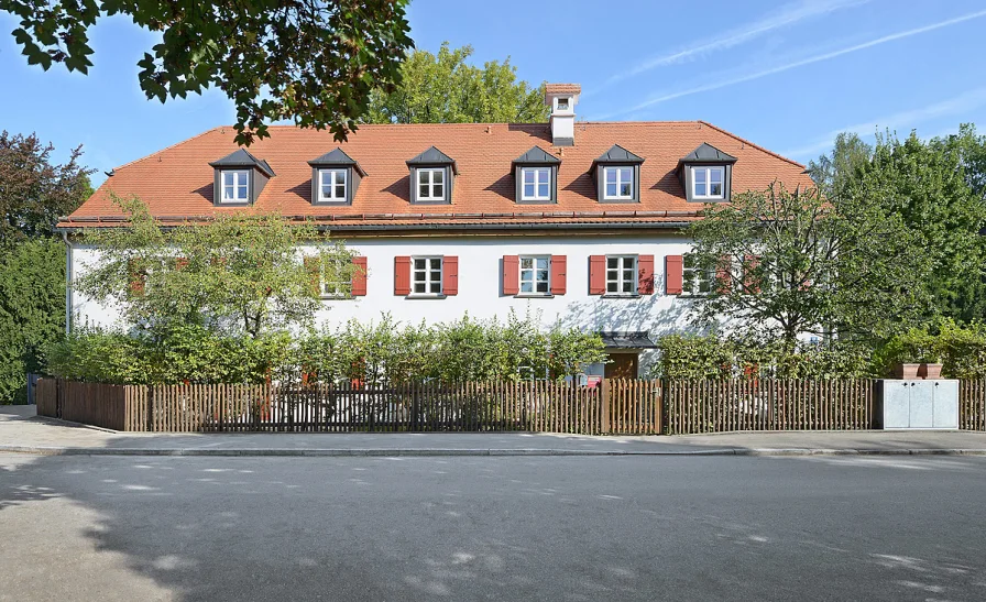 Haus - Haus kaufen in München - Historisches Doppelhaus in Alt-Solln