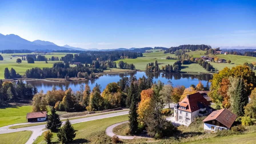 Willkommen Villa Schwalten_Berg- und Seeblick