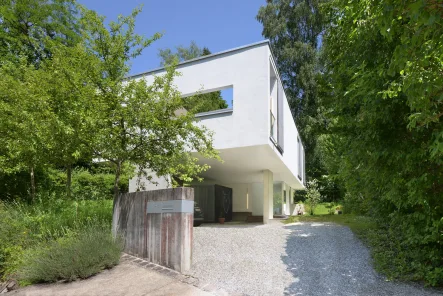 Haus - Haus kaufen in Starnberg - Modernes, monolithisches Meisterwerk im Bauhausstil