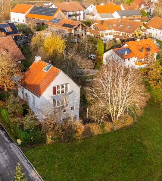 Einfamilienhaus mit vielseitigen Nutzungsmöglichkeiten - Haus kaufen in Paunzhausen - Haus im Grünen mit vielseitigen Nutzungsmöglichkeiten