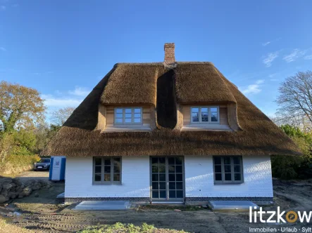 0-Titel - Haus kaufen in Sylt / Keitum - Neubau - Einzelhaus unter Reet in Keitum - in ruhiger Wohnlage !