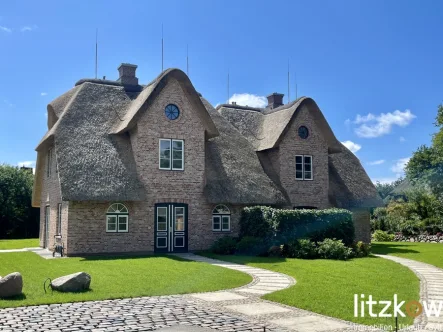 0-Titel - Haus kaufen in Sylt / Archsum - Exklusiver Neubau unter Reet - Zum Einzug bereit !