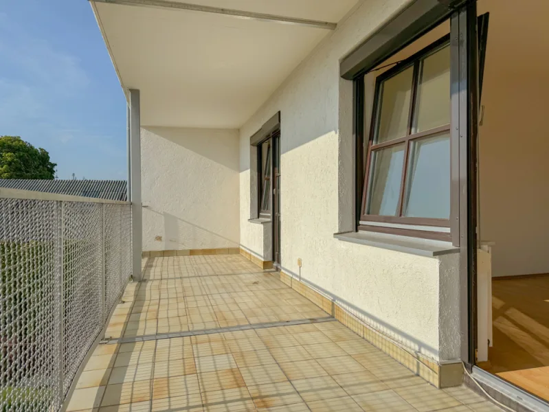 Balkon - Wohnung kaufen in Fürstenfeldbruck - *** bezugsfreie 2-Zimmer-Wohnung *** in schöner und gut angebundener Lage von Fürstenfeldbruck ***